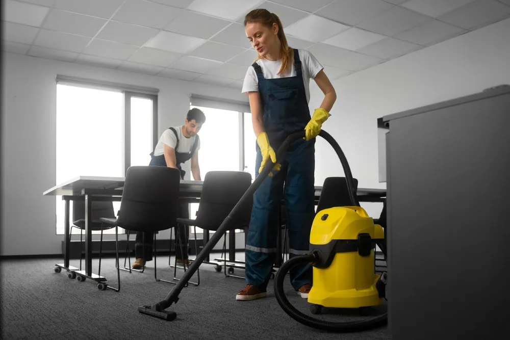 Gebäudereinigung in Essen – Pure & Clean